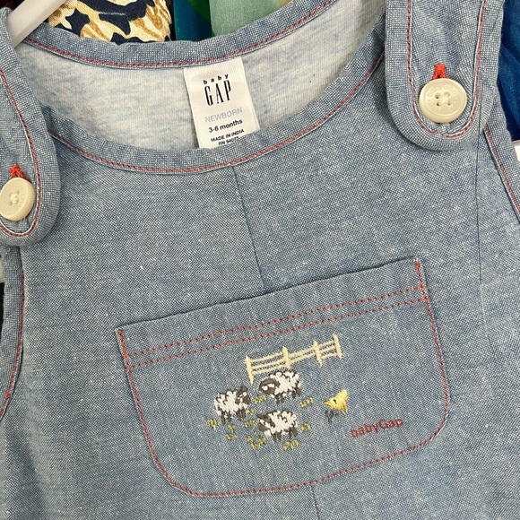 CUTEST Baby Gap Farm Animal Romper - Picture 6 of 7